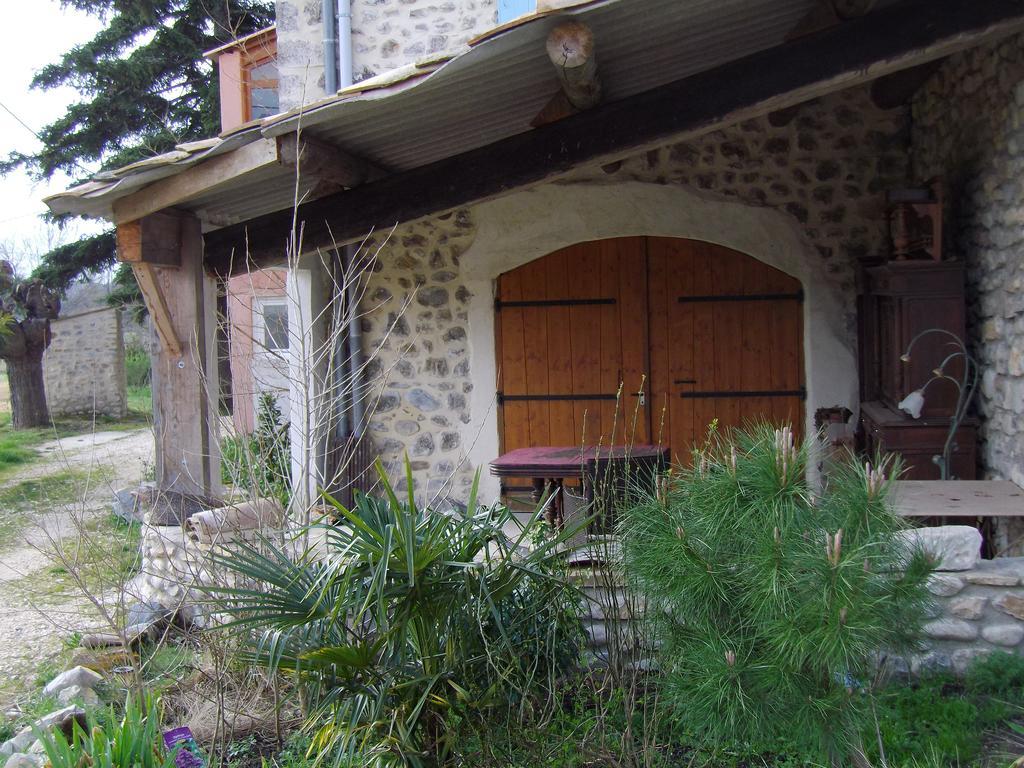 Chambres D'Hote Les Jardins De Prasserat Vallon-Pont-dʼArc Rum bild