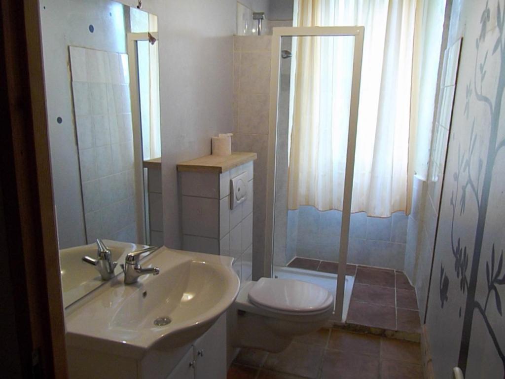 Chambres D'Hote Les Jardins De Prasserat Vallon-Pont-dʼArc Rum bild