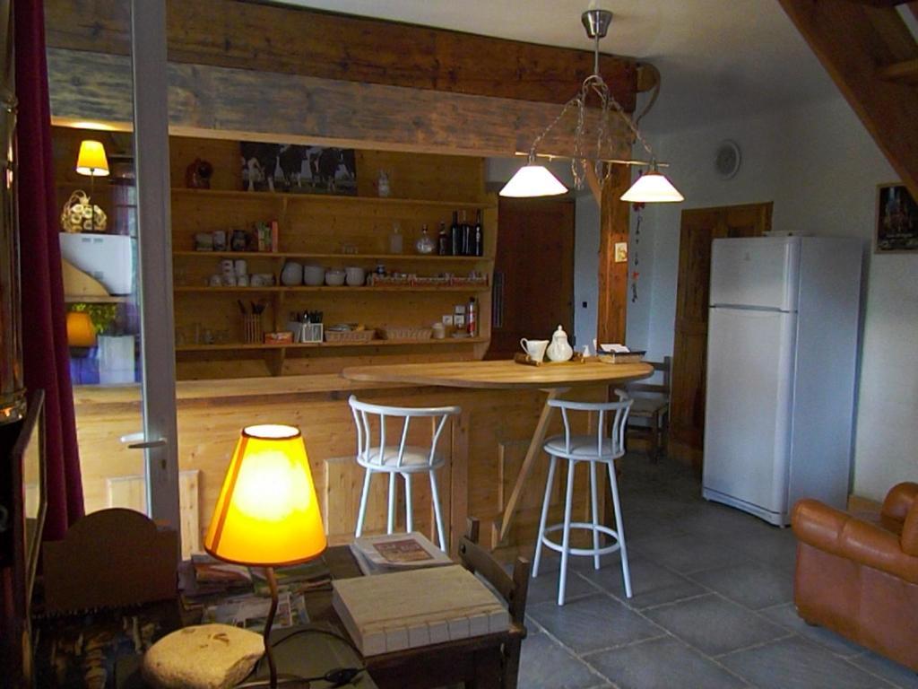 Chambres D'Hote Les Jardins De Prasserat Vallon-Pont-dʼArc Rum bild