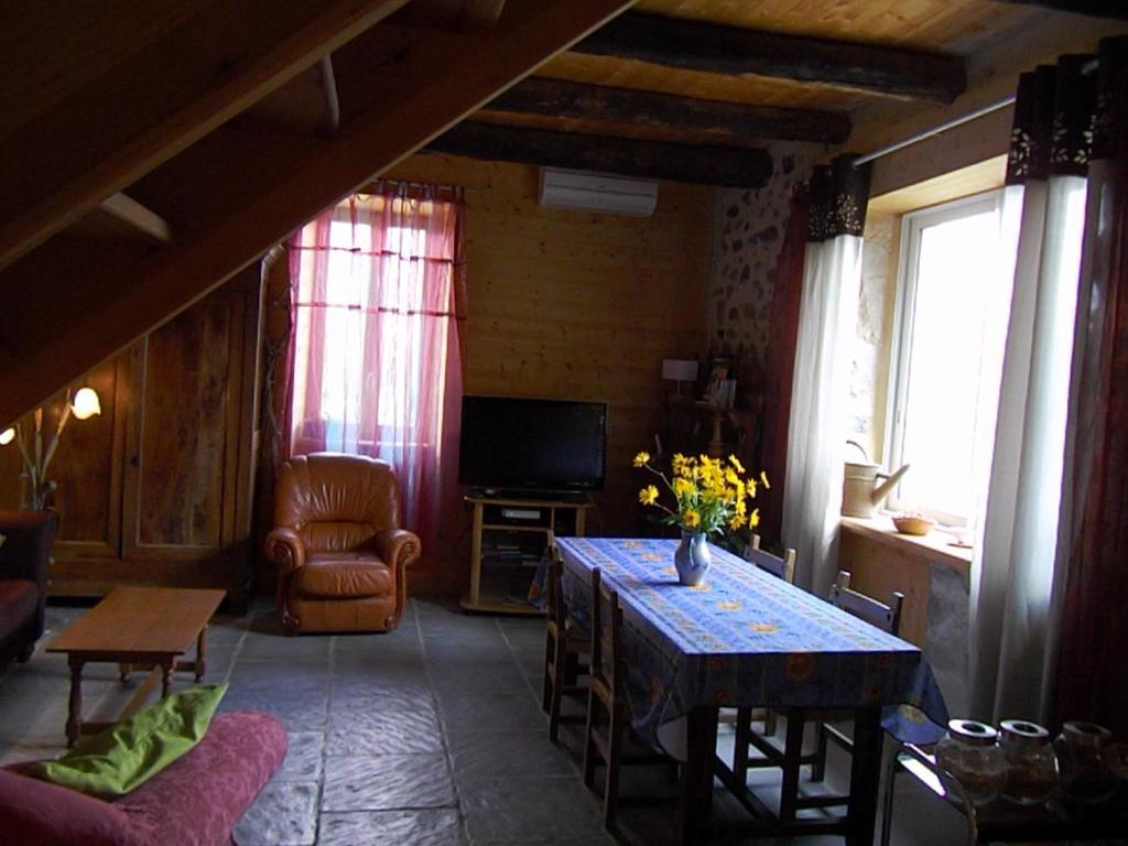 Chambres D'Hote Les Jardins De Prasserat Vallon-Pont-dʼArc Exteriör bild